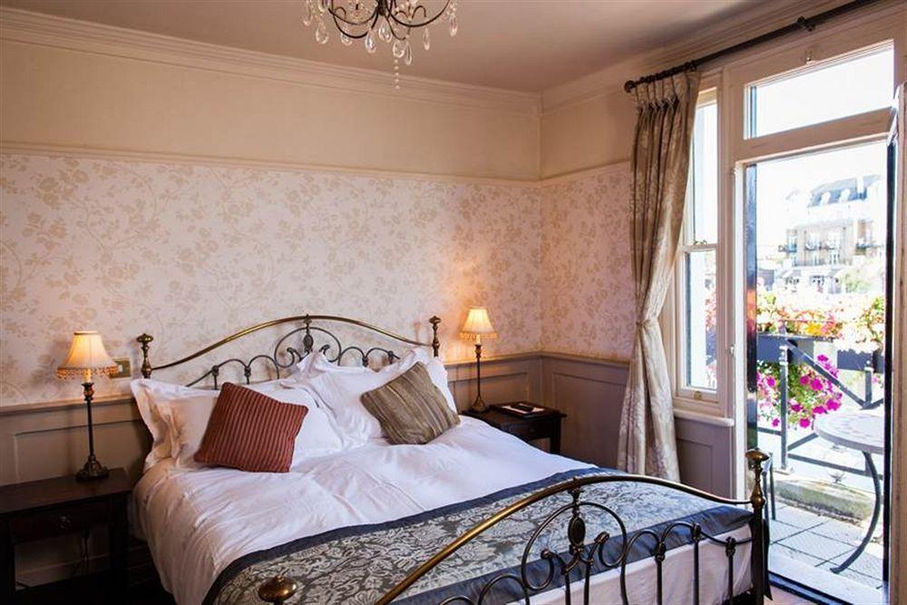 The Swan Hotel Стейнс Экстерьер фото