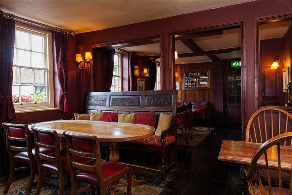 The Swan Hotel Стейнс Экстерьер фото
